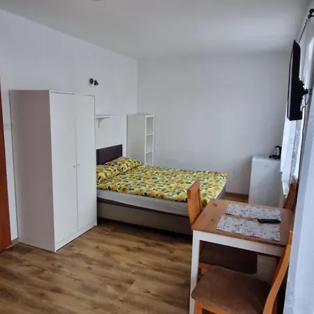 U Slawuli Homestay *