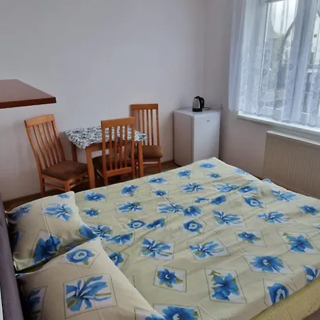 U Slawuli منزل للإقامة ميلنو